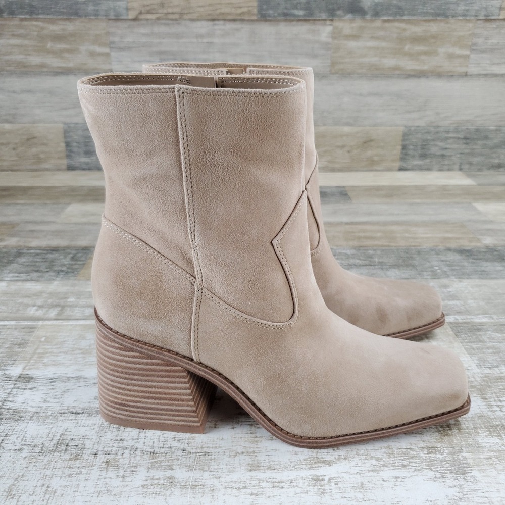 Vince Camuto Sybren Womens Bootie Sz 9 M Tortilla Suede Block Heel Side Zipper